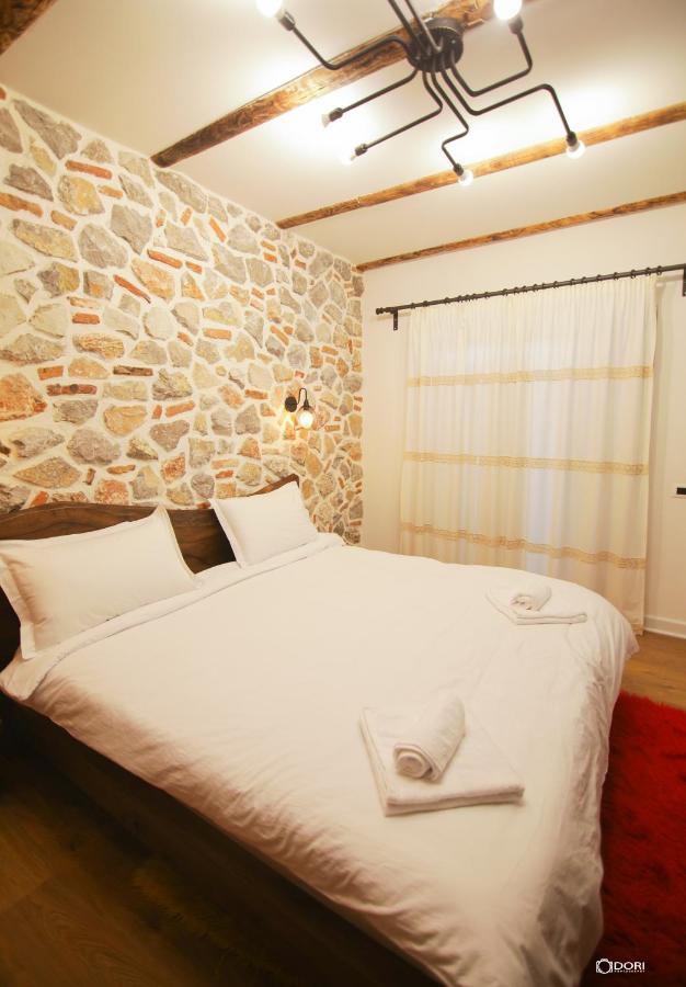 Hotel Tres Belle Korce Exteriér fotografie