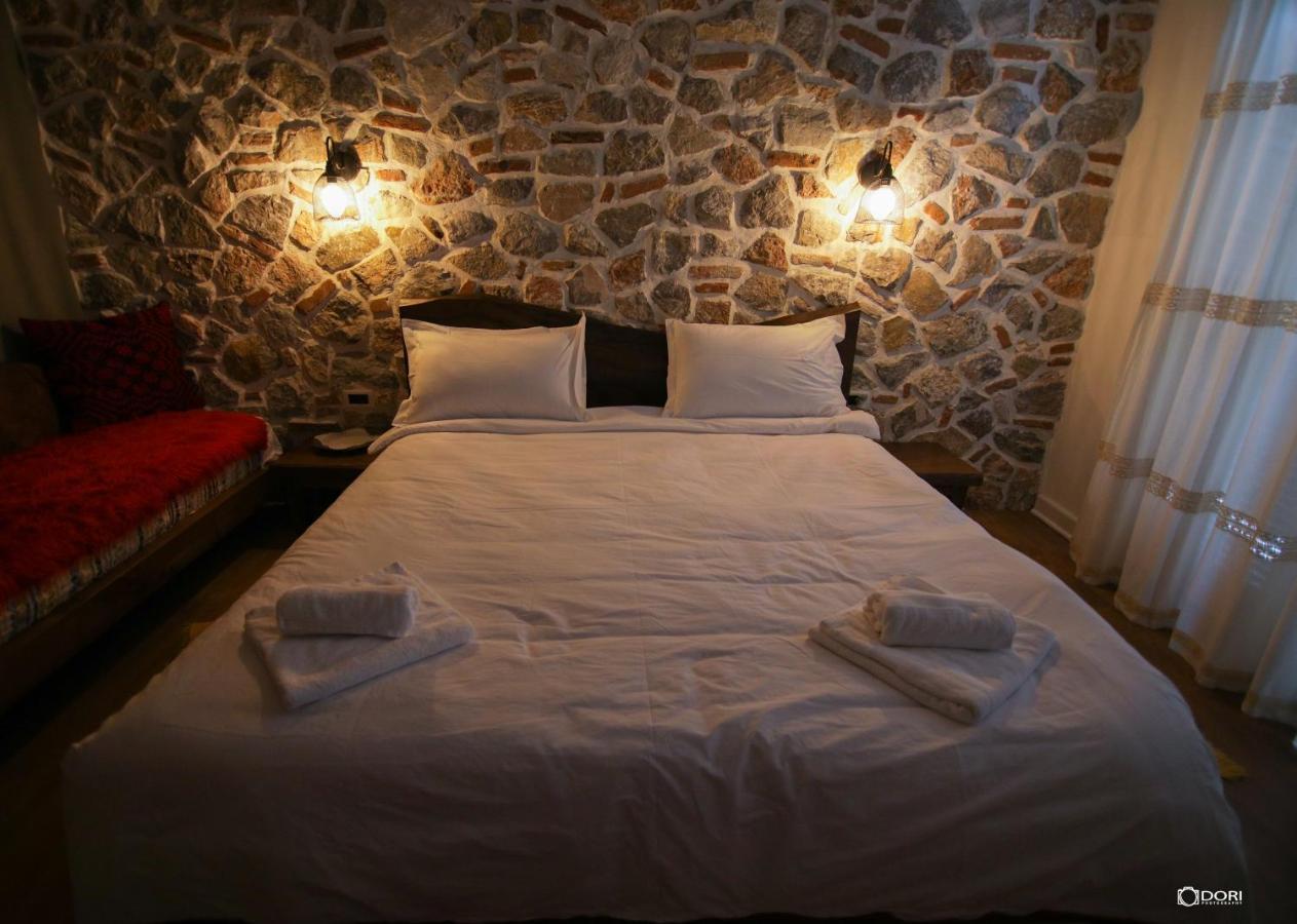 Hotel Tres Belle Korce Exteriér fotografie